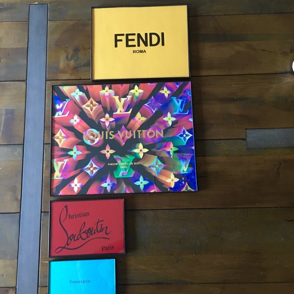 Mystery Bundle of 4 logo bags 💁🏼‍♀️🛍🎨 - Picture 5 of 8